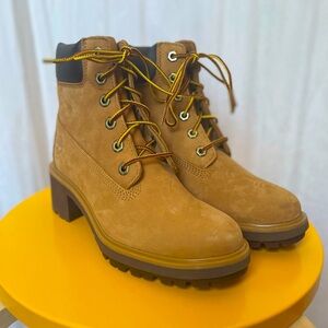 Timberland Kinsley Boots, Tan, Size 6.5